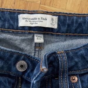 Curve Love 90’s relaxed Abercrombie and Fitch High Rise Jeans